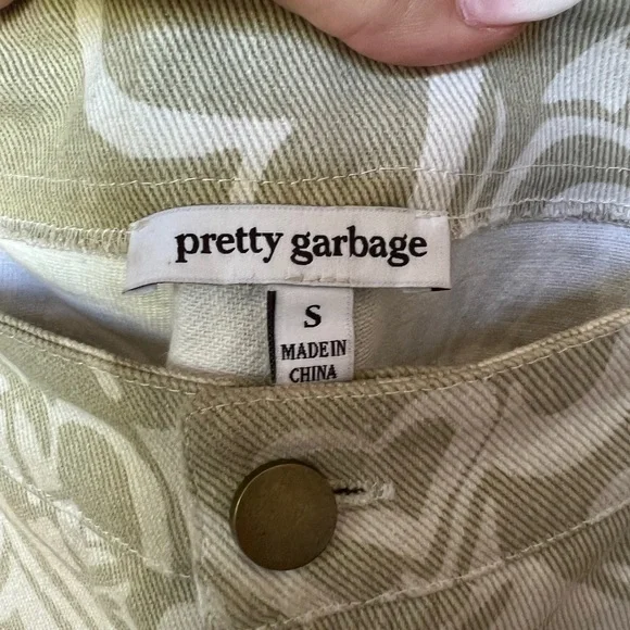 Fun Patterned Jeans - Picture 3 of 3